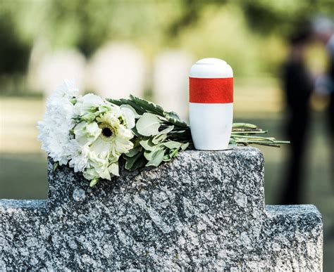 Hillier Funeral Home & Cremations | Bryan & College Station, TX