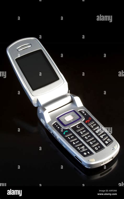 Clamshell Phone 的图像结果
