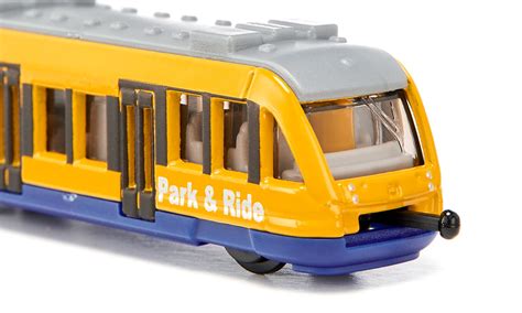 Mumbai Local Train Toy 的图像结果