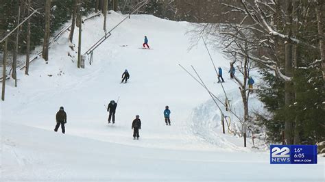 Recent snowfall boosts holiday skiing at Otis Ridge