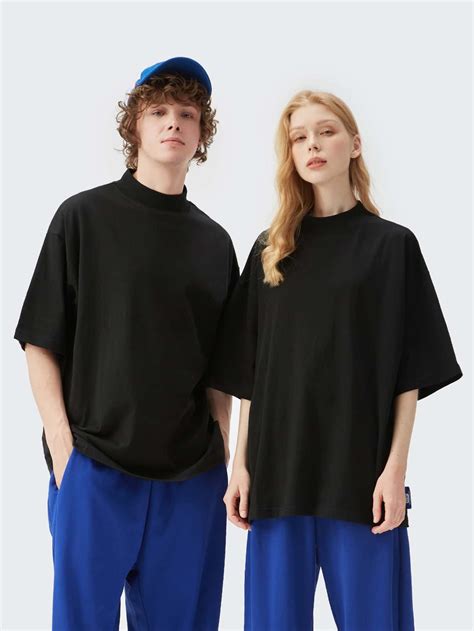 Men Mock Neck Drop Shoulder Tee Without Necklace | Oversized black t ...