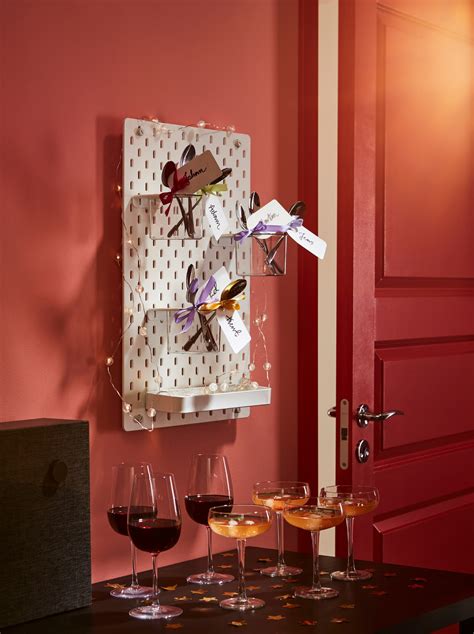 Three ways to assist your party with a pegboard - IKEA