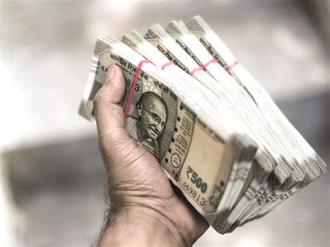FPIs invest Rs 30,945 cr in May on strong economic fundamentals