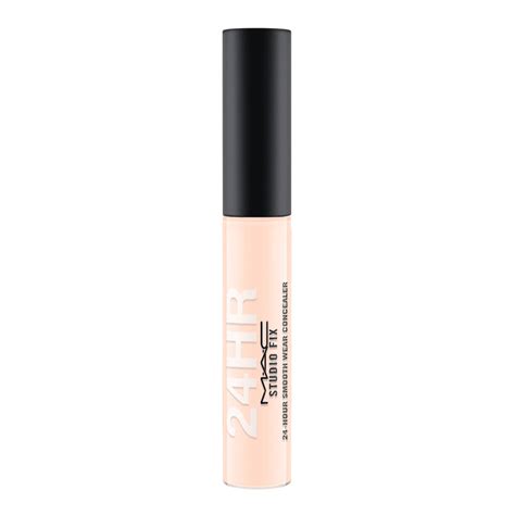 Studio Fix 24-Hour Smooth Wear Concealer • NW15