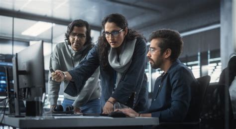 Walmart Elevates 3,000 Pharmacy Roles, Rolls Out Major Pay Boost - BW ...