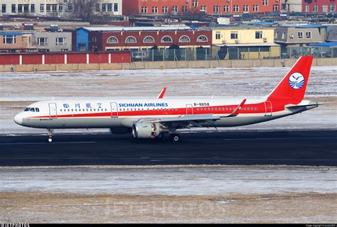 B-8658 | Airbus A321-211 | Sichuan Airlines | sunshy0621 | JetPhotos