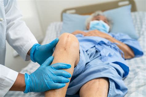 5 Serious Complications in Bedridden Patients & How to Prevent Them ...