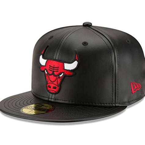 New Era Men 59Fifty NBA Chicago Bulls Black Faux Leather Fitted Hat ...