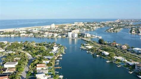 Treasure Island hotels with less than 50 rooms can now have bars and ...