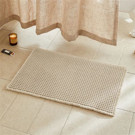 Amazon.com: TYUU Pale Beige Bathroom Rug, Waffle Bath Mat Non Slip ...