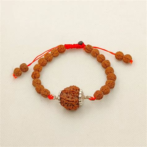 Nepali 8 Mukhi Rudraksha Bracelet With Pure Silver Capping – RudrakshaCart