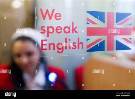 We Speak English Here Sign High Resolution Stock Photography and Images ...