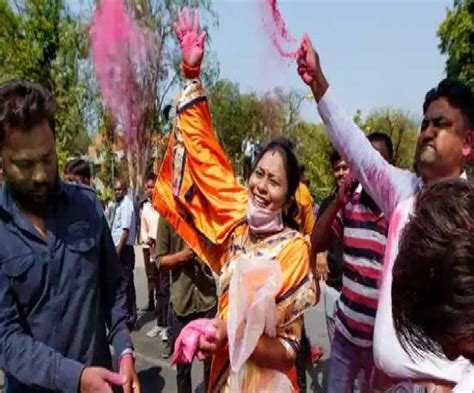 Gujarat Local Body Polls: गुजरात महानगर पालिका चुनाव में भाजपा का परचम ...