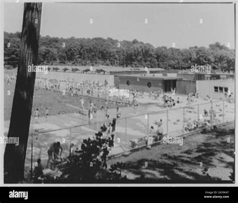 White plains new york Black and White Stock Photos & Images - Alamy