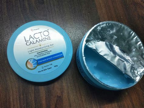 Lacto Calamine Super Light Moisturizer for Face | 150g | Moisturiser ...