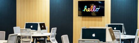 M.Des Graphic & Visual Communication Design | GEU