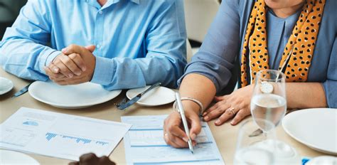 Top Financial Advisors in India (Updated 2025) | CASHe Blogs