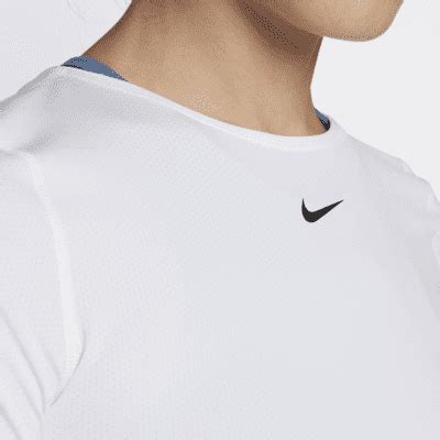 Nike Pro Women's Short-Sleeve Training Top. Nike IN