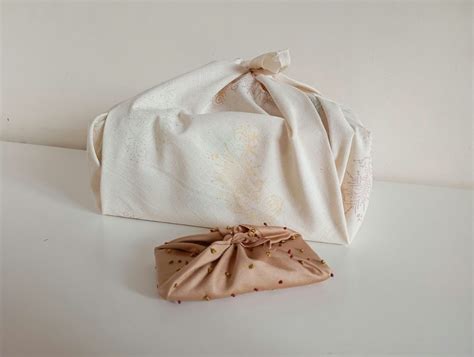 Furoshiki Wrapping Cloth - perfect for a sustainable Christmas ...