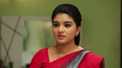 Watch Sembaruthi TV Serial 6th April 2019 Full Episode 445 Online on ZEE5