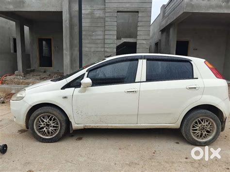 Fiat Punto 2012 Diesel 120000 Km Driven - Cars - 1827014566