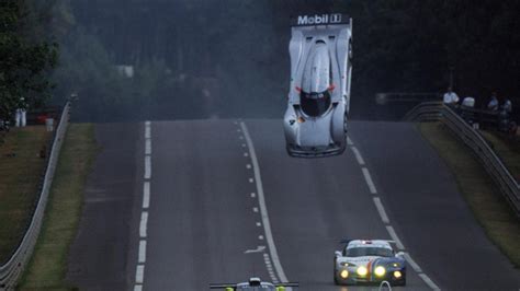 Le Mans en dix décennies – 1999, Mark Webber et l'envol des Mercedes