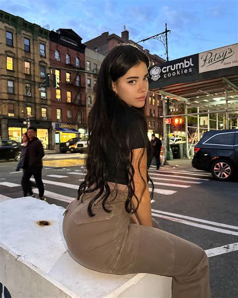 Picture of Vanessa Reinhardt