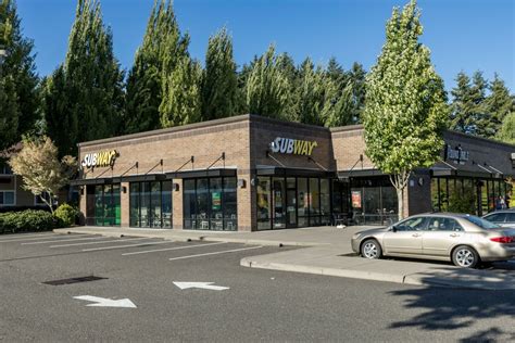 Salmon Creek Plaza - Specialty and Service Retail Space | C.E. John