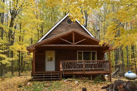 Escanaba Vacation Rentals & Homes - Michigan, United States | Airbnb