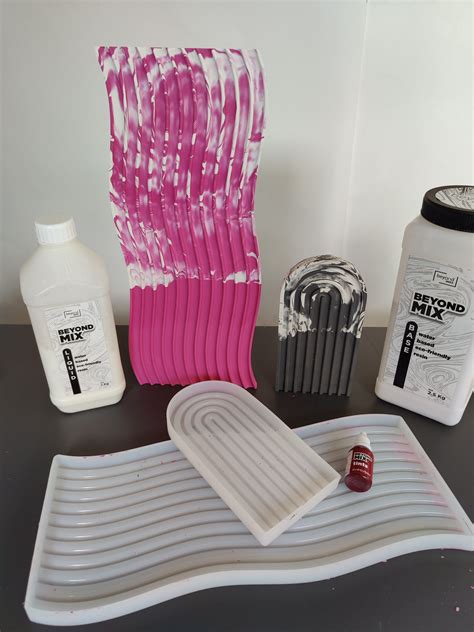 Wave Ridged Tray Mold – Beyond Inks