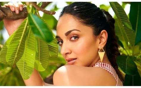 Kiara Advani complete 8 years in Bollywood celebrates with fans says ...