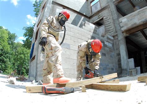 Fort Polk Engineer unit aids 'survivors,' supports Vibrant Response 13 ...