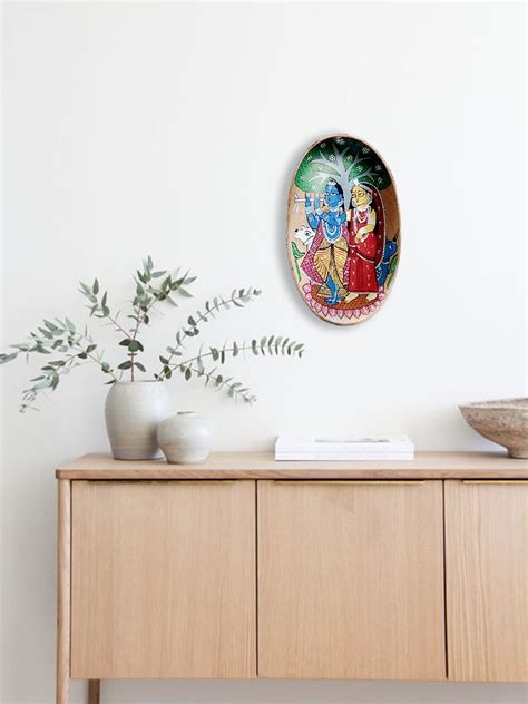 Radha Krishna bengal pattachitra Wall Plates: Wooden Plates and Artwork