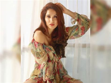 Zaheer Khan’s Wife Sagarika Ghatge: All About Chak De India Actress Who ...