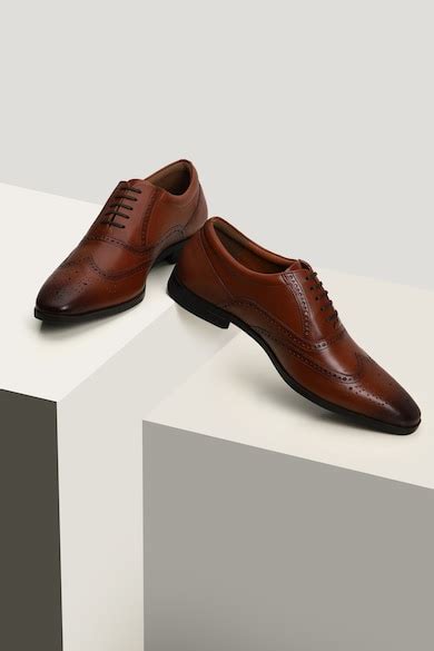 Buy Men Brown Leather Oxford Shoes Online - 39625410 | Louis Philippe