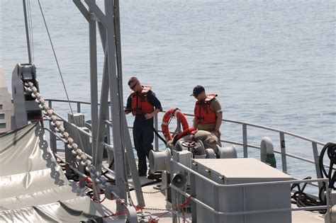 A Day In The Life With Army Watercraft Crew | Article | The United ...