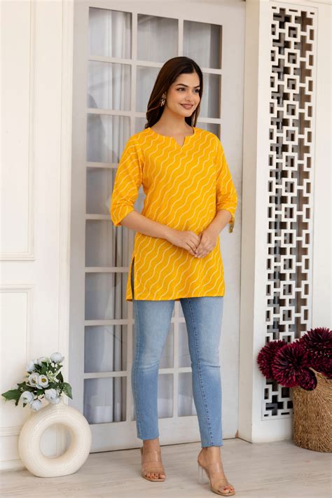 Women Printed Pure Cotton Straight Kurti – Meraaki Fashion