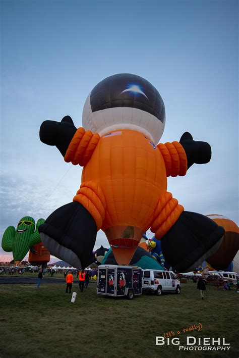 My God, it’s full of stars! : r/Albuquerque