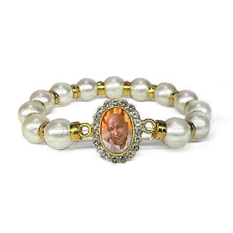 Buy विदिति Pearl Guruji Swaroop Bracelet | Guru Ji Bracelets | Handmade ...