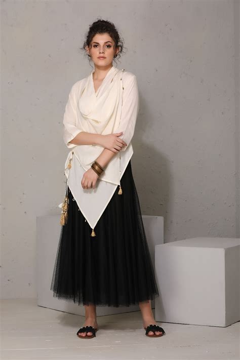 Sustainable Women's Wear | Karuna Khaitan