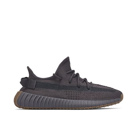 Yeezy all black 350 v2 best sale