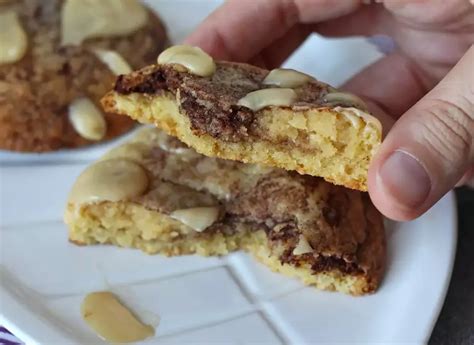 Cinnamon roll-style cookies, melt-in-your-mouth and crunchy with ...