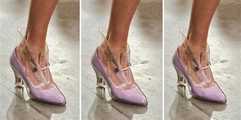 5 Runway-Approved Shoe Trends to Wear in 2025 | ELLE Canada Magazine ...