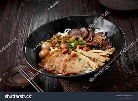 Zhou's Guilin Rice Noodle