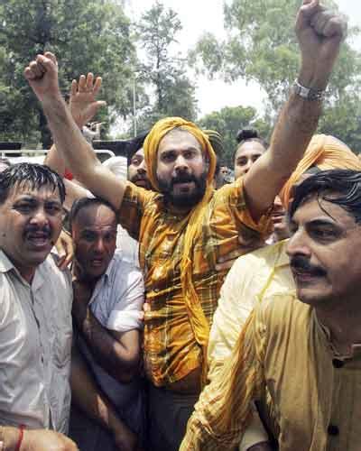 Navjot Sidhu arrested Photogallery - ETimes