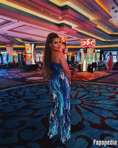 Joy Taylor Nude OnlyFans Leaks - Photo #10182494 - Fapopedia