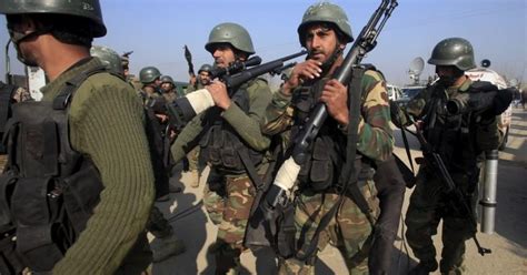 Pakistan: Bomb hoax leads to evacuation of Karachi University - IBTimes ...