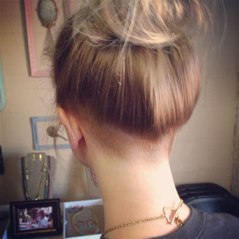 Nape undercut | Undercut long hair, Undercut hairstyles, Undercut ...