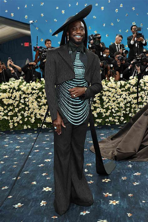 Shaboozey Pops in Turquoise While Making His Debut at the 2025 Met Gala