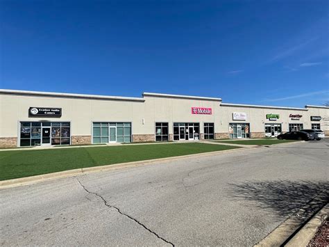 110 E University Ave Urbana, IL 61801 - Retail Property for Lease on ...